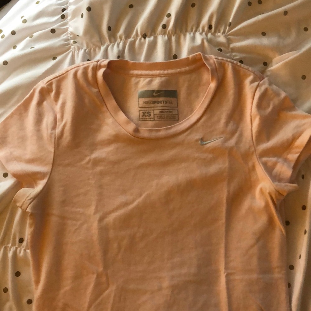 pink nike sport tee